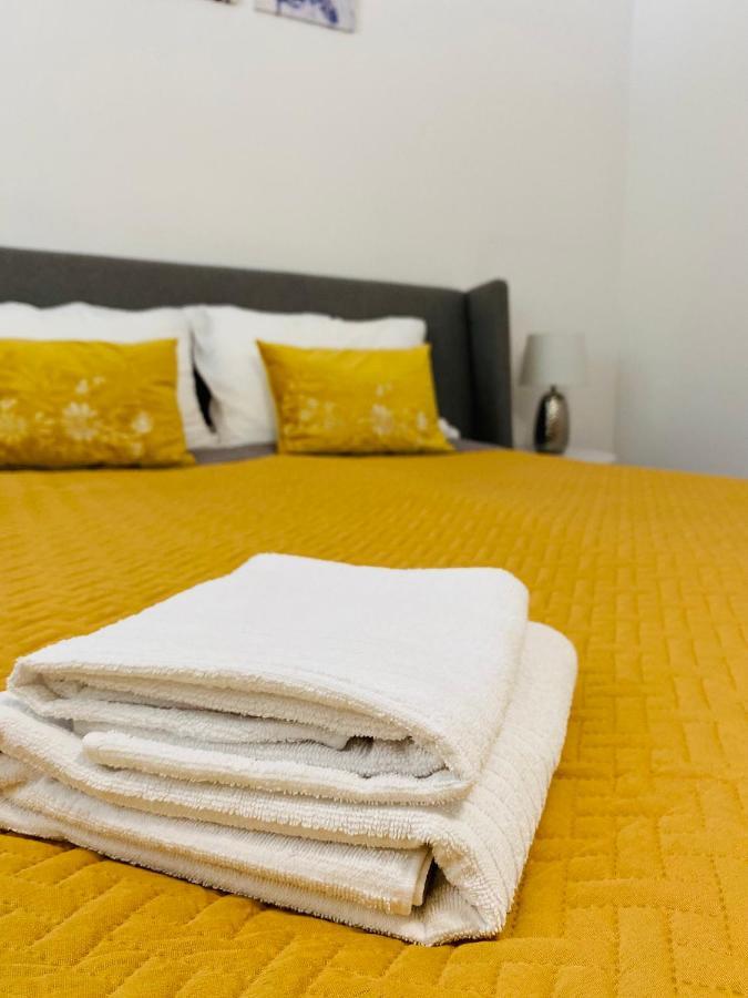 Av Apartment Turda Buitenkant foto