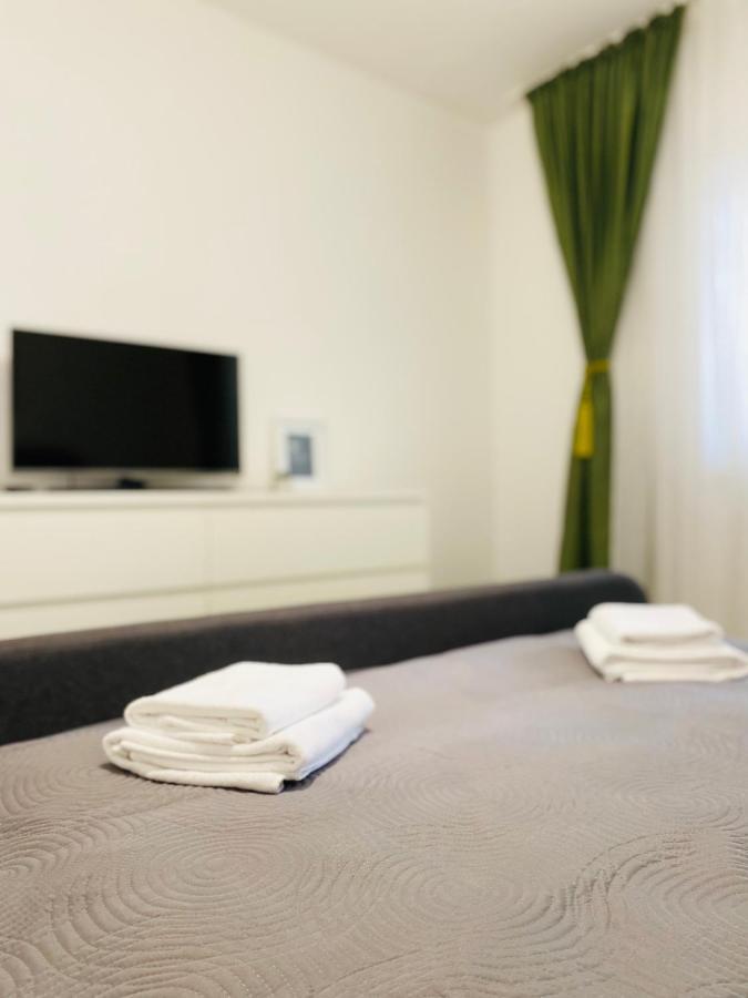 Av Apartment Turda Buitenkant foto